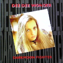 DARKMOON FIGHTER / DEE DEE WONDER (HRG130)